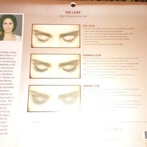 Manna Kadar Beauty Makeup - Manna Kadar Luxe eyeshadow set Manna Kadar Beauty Makeup - Manna Kadar Luxe eyeshadow set